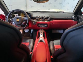 FERRARI F12 BERLINETA 740CV ATMOSFERICO 2013