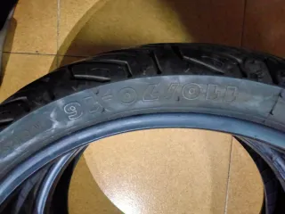 Neumático Piaggio 125cc