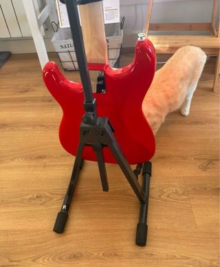 Guitarra Eléctrica Fender Squier Stratocaster Roja