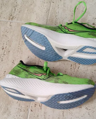 Zapatillas Saucony endorphin pro 3 mujer