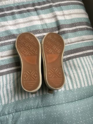 Zapatillas niño verde con velcro