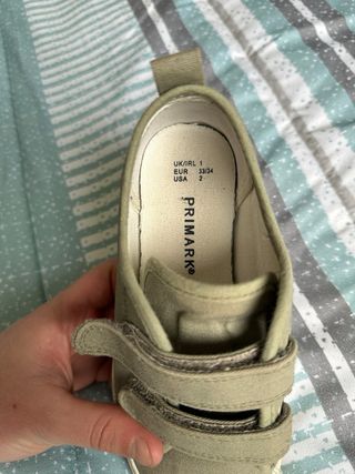 Zapatillas niño verde con velcro