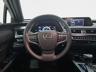 Lexus UX 2.0 250h Business
