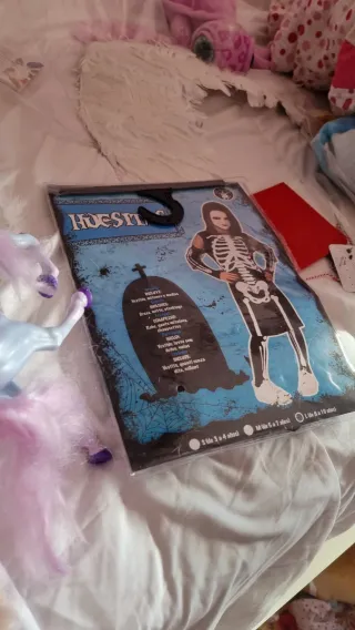 Muñecas Barbie, Nancy y Princesas