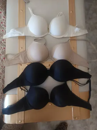 Lote de 4 Sujetadores dos de la 80 y 85, precio n.