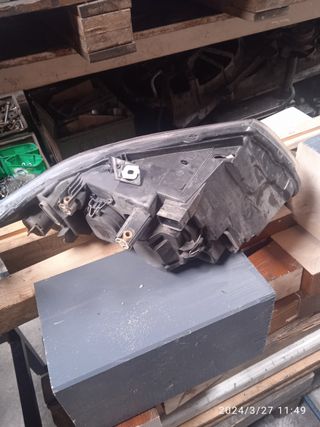Faros BMW izq-derecho Serie 3 E90 (2005-2011)