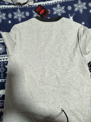 Camiseta Stranger Things Hellfire Club Talla M