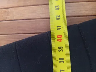 Gonna taglio classico nera