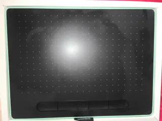 Tableta Gráfica Wacom Intuos Bluetooth