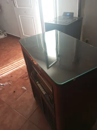 Mueble Radio Philips Antiguo