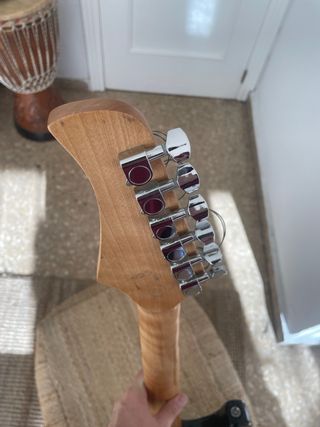 Guitarra Eléctrica Negra