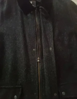 Abrigo de hombre gris oscuro