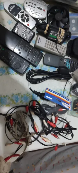 Lote mandos y accesorios imagen y sonido