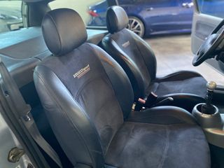 Renault Clio SPORT 3.0 V6 2001