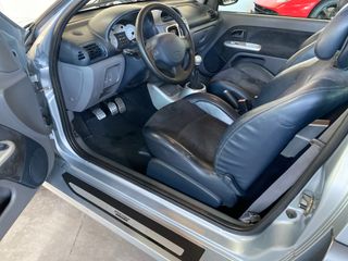 Renault Clio SPORT 3.0 V6 2001