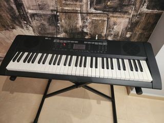 Teclado EK T350 + Pie teclado