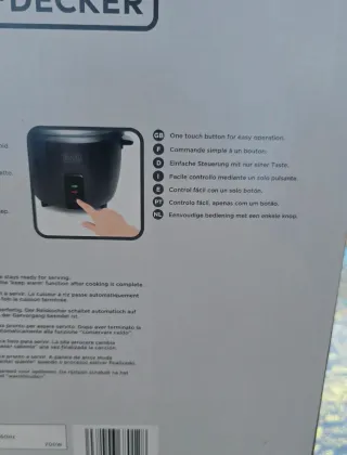 Arrocera Black & Decker 700W 1.8L