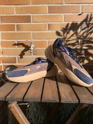 Zapatillas Adidas Ozelia Talla 38 Beige/Marrón