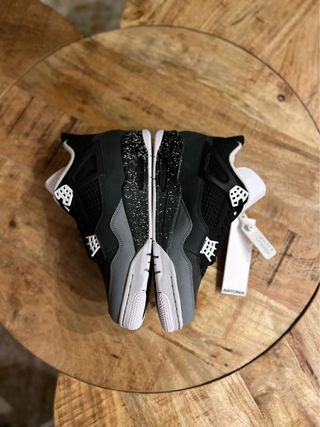 Jordan 4 Retro Fear Talla 39