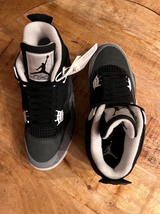 Jordan 4 Retro Fear Talla 39