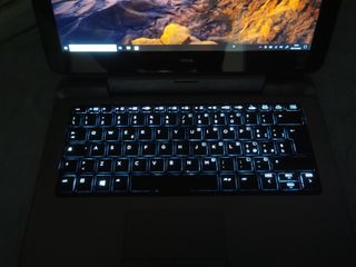 2Portátil tablet HP ProBook x2 612 G1 i5 8gb 256gb