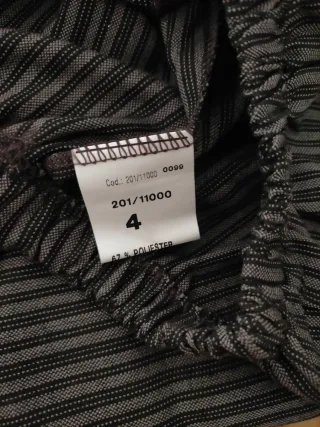 Blusón fiesta y pantalón negro/gris talla 4