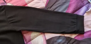 Felpa nera con orsetto donna