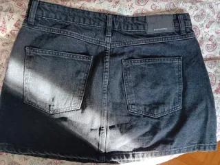 Minifalda vaquera desgastado