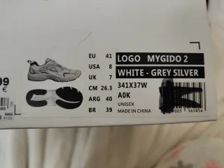 Deportivas Kappa Blancas y Plateadas. Nuevas.