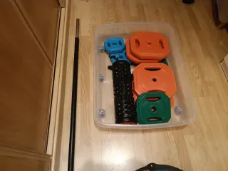 Juego de pesas y accesorios fitness