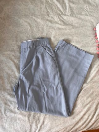 Pantalón de traje azul pastel
