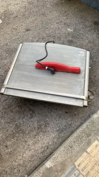 Cortadora de azulejos Rubí 100