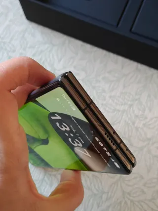 Honor Magic V2 Negro