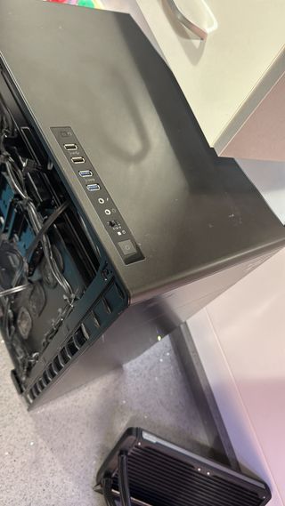 Caja PC Corsair Carbide 600C