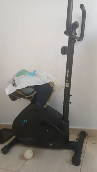 Bicicleta Estática DOMYOS Essential