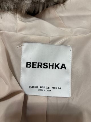 Abrigo pelo sintético beige ,perfecto estado