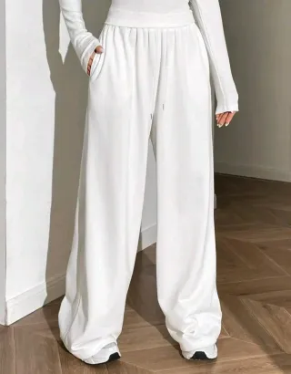 Pantalón deportivo ancho blanco