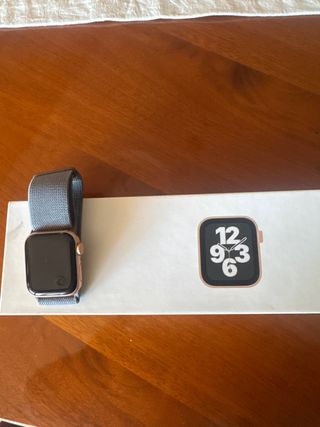 Apple Watch SE 40mm Oro + dos correas