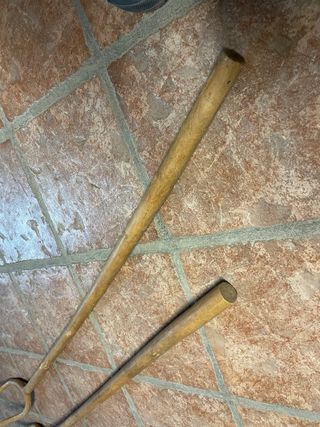 Horquillos  de madera 168 y 150 cm. Hechos a mano.