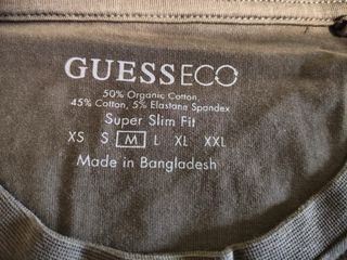 T-shirt Guess verde taglia M