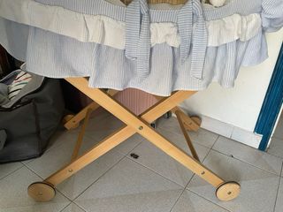 Moisés para bebé con ruedas