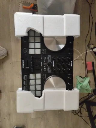 Controlador DJ Serato Beatmix2 Reloop Negro