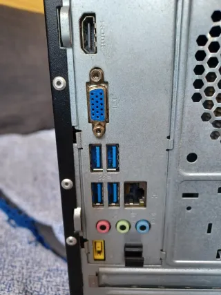Ordenador Pc Sobremesa Lenovo  S200