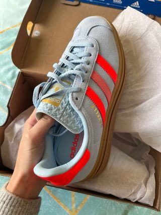 Zapatillas Adidas Gazelle nuevas con caja. Talla38