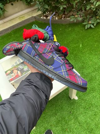 Nike SB Dunk Low Nardwuar
