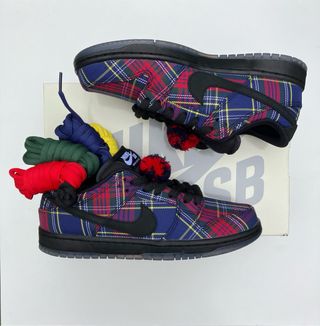 Nike SB Dunk Low Nardwuar