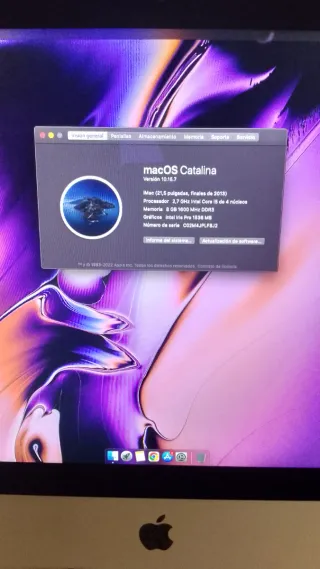 iMac 21,5 2013 8GB RAM, Negociable.