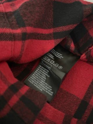 Camisa de cuadros felpa roja y negra