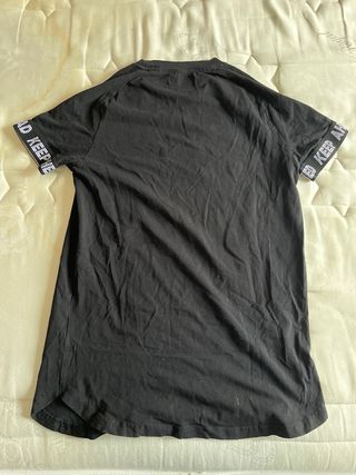Camiseta Bershka KA Negra niño
