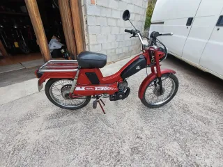 Vespinos t max 500. gl.sc mobyllete Renault laguna